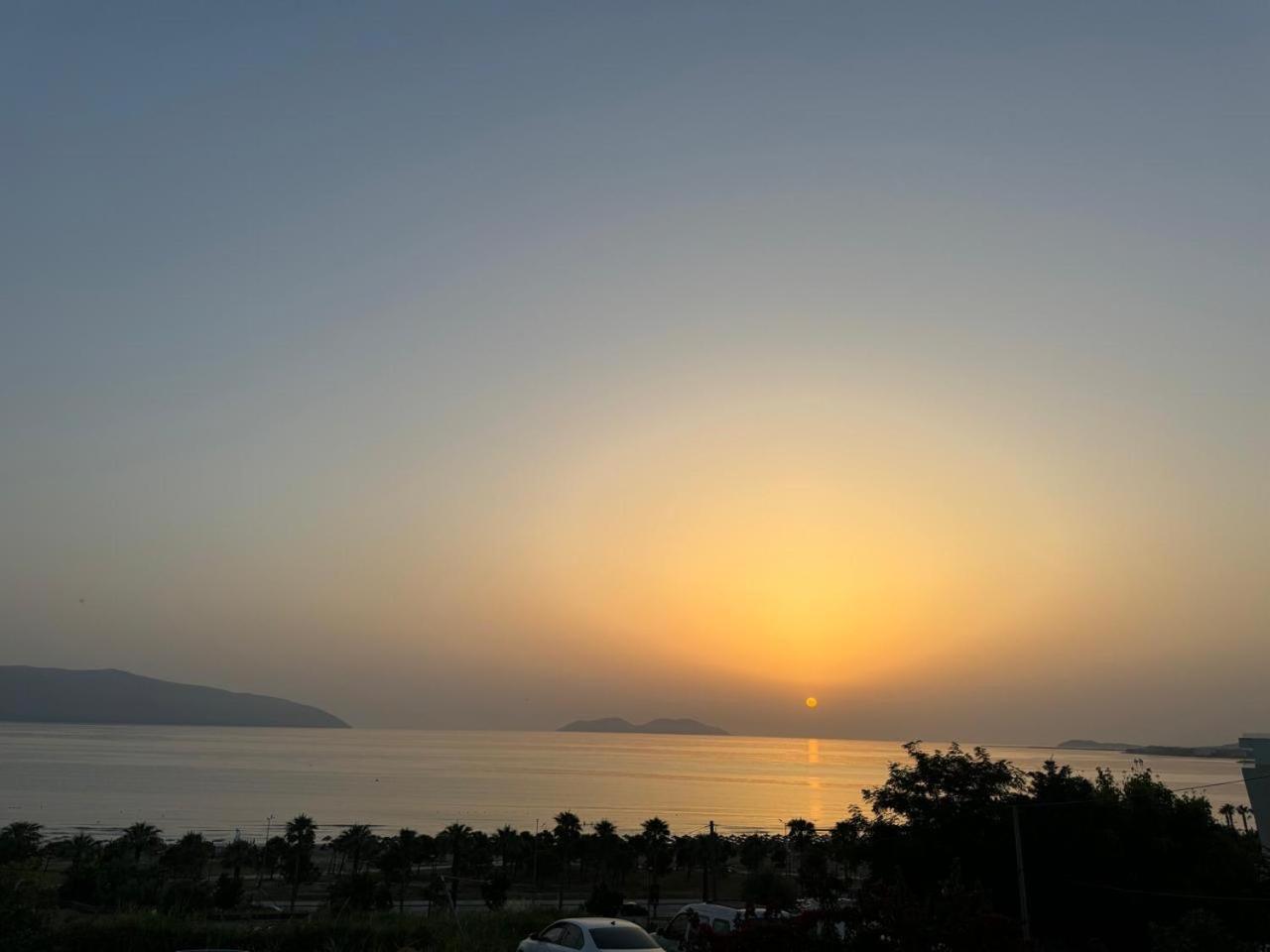 Voyage Villa فلورا المظهر الخارجي الصورة